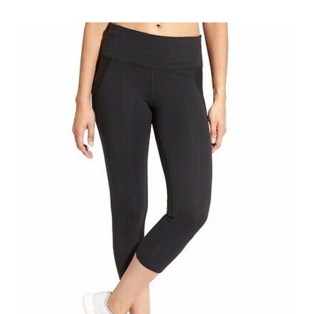 Athleta Stealth Capre,Black Size S